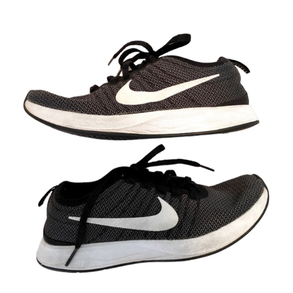 Nike Women's Dualtone Racer Running
Shoe Black/White/Dark Gray size 8